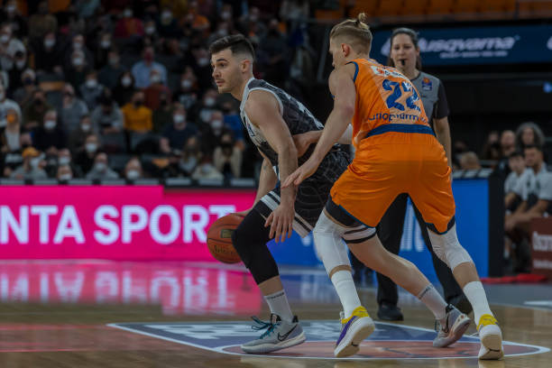 不仅具备出 不仅具备出